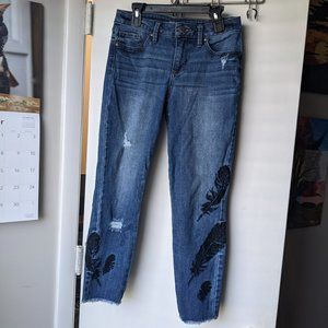 a.n.a Skinny Jeans Crop Fringe Distressed Feather Embroidered Size 2